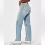 Hollister VINTAGE  BAGGY CURVY ULTRA HIGH-RISE DAD PATCHED JEAN VINTAGE STRETCH Photo 3