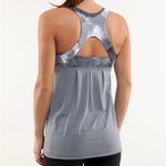 Lululemon Run Your Heart Out Tank Grey White Women’s Athletic Shelf Bra Tank Top Photo 1