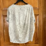 Lululemon  Women’s Short Sleeve Top Size 8-EUC Photo 4