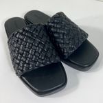 Vince NWB  Rumi Sandal Black Size 9.5 Leather Photo 3