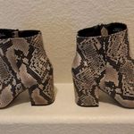 Bamboo Ankle Gold Snake Skin Embossed Regal Women's 2" Size 9 Boots Photo 3