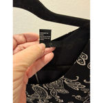 Forever 21  Black & White Sheer Sleeveless Paisley Zip Back Size M Shift Dress Photo 2