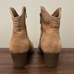 Indigo Rd Women’s Brown Tan Suede Ankle Cowboy Booties Size 7 Photo 3
