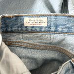 Levi's Levi’s Premium Wedgie Fit Icon High Rise Ripped Straight Jean Light Wash Size 29 Photo 5