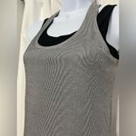 Heroine Sports Women’s Performance Top Size Small EUC Gray Photo 2