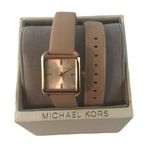 Michael Kors Beige and Rose Gold Women's Watch Photo 0