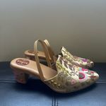Handmade embroidered, beaded, and embellished slingback pointed toe block heels Gold Size 8 Photo 1