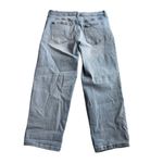 Vera Wang  distressed Boyfriend Cropped Denim Jeans Light Blue Size 8 Mid Rise Photo 6