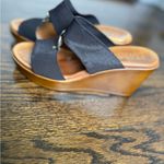 Italian Shoemakers Black Sandals Comfortable and Stylish Photo 3