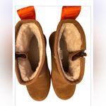 UGG  Classic Tech Mini SIZE 6 Photo 5