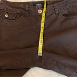Bermuda Tribal  Shorts Women’s Size 6 Brown Flap Button Pockets in Back Photo 6