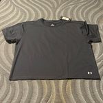 Under Armour NWT Cropped Shirt Photo 0