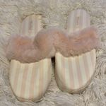 Victoria's Secret New Victoria secret slippers Photo 0