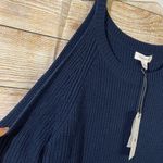 Treasure & Bond knit cold shoulder pullover navy sweater women’s Size Large Photo 3