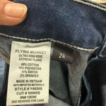 Vervet Flying monkey Jean Photo 5