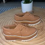 ALDO Chunky platform tan brown patent leather Oxford shoes 6.5‎  Photo 3