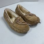 UGG  Women's Dakota Wool‎ Lined Suede Slipper - Size 8. Photo 7