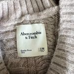 Abercrombie & Fitch  taupe pullover cable knit sweater Photo 3