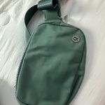 Lululemon Everywhere Belt Bag 1L Photo 0