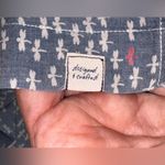 Gap  butterfly button down boyfriend fit shirt - size large Photo 5