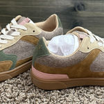 blowfish  Malibu Tastic Sneaker‎ - NIB Size 7M Women's Photo 0