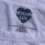Modern Lux White Daisy Pocket T-Shirt Photo 3