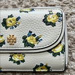 Tory Burch Emerson Printed New Ivory Garden Rose Zip Card Case Photo 1