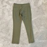 Nic+Zoe EUC Olive/Gold Seamed Leggings Stretch Pants, Size Small Petite Photo 1