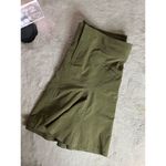 Athleta  Women's All Terrain Skirt Size 10 Green Casual Pockets Photo 7