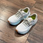 Brooks  Women's Athletic Glycerin 21 Shoes in Cream and Orange Size 10 Photo 4