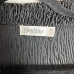 Roommates  Black Textured Stretch V-Neck Button Down Women’s Shirt Sz M EUC Photo 1