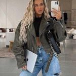 ZARA Molly Mae Cropped Faux Leather Moto Jacket Charcoal Size S Photo 2