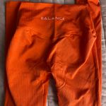 Balance Athletica linear seamless legging Photo 1
