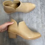 Nisolo Mia Everyday Ankle Bootie Size‎ 9 in Almond Tan Photo 5