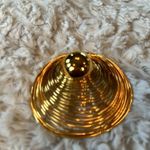 Beautiful brooch like new condition unmarked I cannot tell if this is vintage. Photo 2