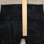 Lululemon  Women's Navy Blue Black Printed Leggings size 8 style‎ LW5CIBS Photo 7