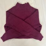 Hollister Sweater Photo 0