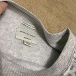 American Eagle Xs Jegging Fit Crewneck Photo 1