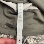 Lululemon Invigorate High-Rise Crop 23" Gritstone White Opal Multi size 6 Photo 8