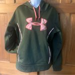 Under Armour Dark Green Camo Logo Semi-Fitted Hooded Sweatshirt, Size XLarge Photo 1