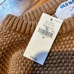 Old Navy Sweater Photo 2