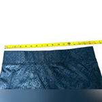 Orvis NEW  Ladies Navy Shattered Glass Print Travel Skort, Size Medium Photo 7