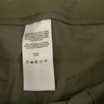 Mountain Hardwear EUC Mountain Hardware olive green shorts Photo 3