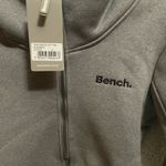 Bench 23BW.-  Women Feelingoog Zip Thru. Size Small. Photo 4