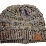 NWOT Gray Speckled Beanie (Women’s) Photo 0