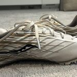 Saucony  size 9.5 white and gold track spikes Photo 1