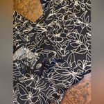 BCBGMAXAZRIA Floral Photo 3