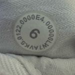 Lululemon hottie hot shorts white size 6 4” inseam Photo 4