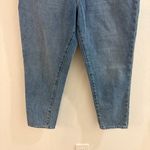 Madewell  The Mom Jean High Rise Crop Distressed Jeans Size 27 Photo 5