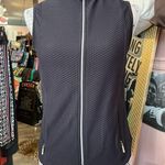 Sleeveless Zip Photo 0